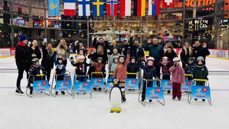 Šiandien mūsų ledo ritulio mokykloje svečiavosi vaikų darželio „Traukinukas“ ugdytiniai😉❤🏒